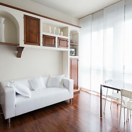 דירות מילאנו Studio Downtown Fantastic Area מראה חיצוני תמונה