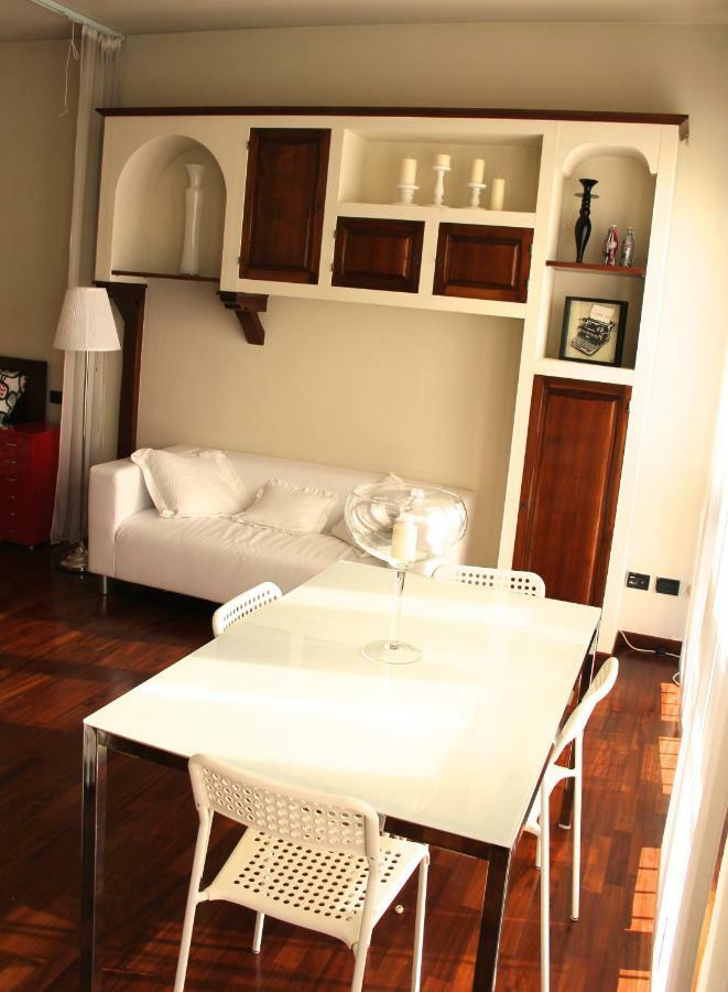 דירות מילאנו Studio Downtown Fantastic Area מראה חיצוני תמונה